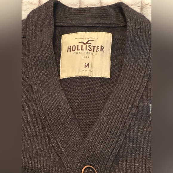 Hollister Gray Knit Cardigan, size M - Picture 4 of 5